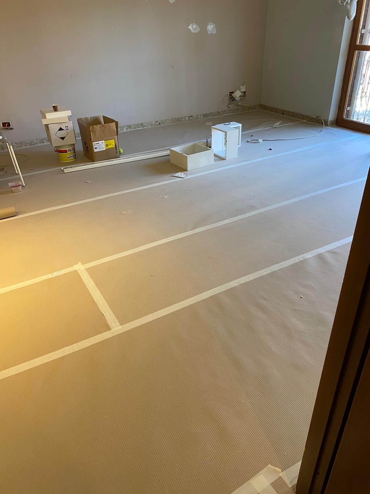 Ristrutturazione interni con protezioni di cantiere